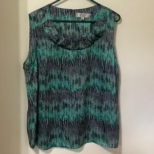 KASPER:  Green Bib Collar Blouse (NWOT)